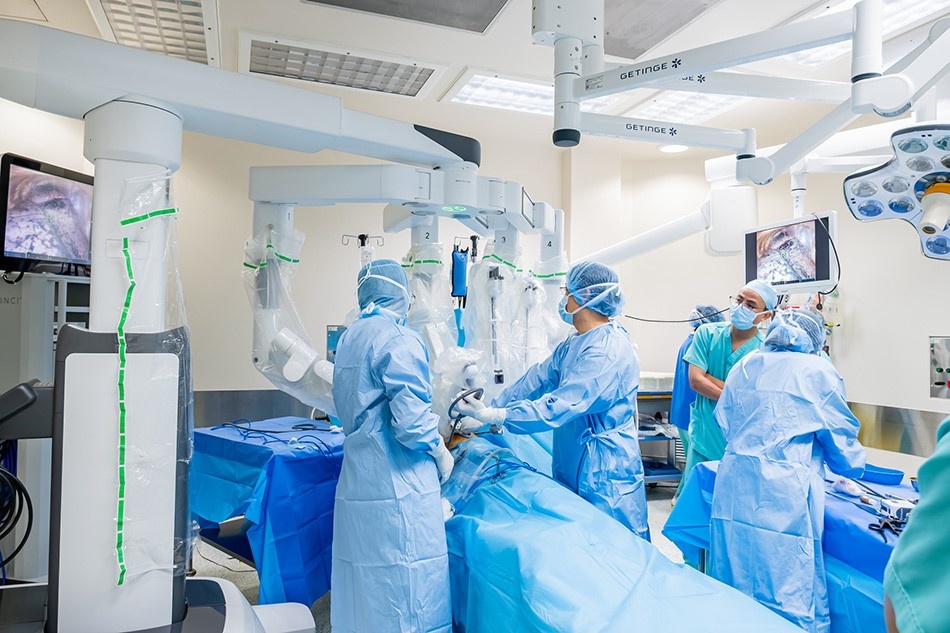 Robotic surgery at FV Hospital removes stage 3A lung tumour