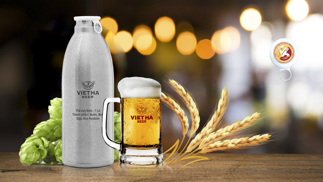 Domestic investors register for Viet Ha Beer share auction in Hanoi