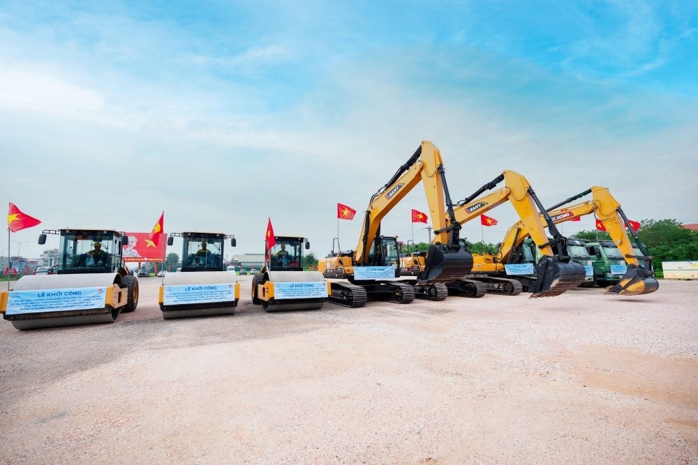 Hanoi breaks ground on 90m-wide mega corridor