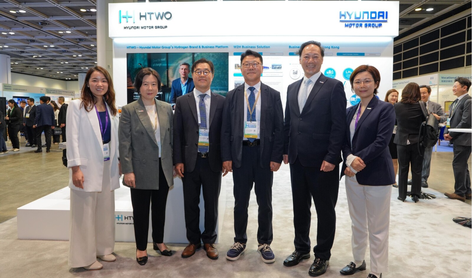 Nine firms including Hyundai Motor Group sign hydrogen MOU to advance Hong Kong's green economy