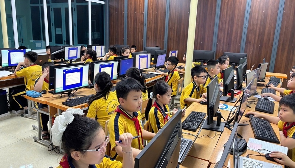 Vietnam eyes targeted personal income tax breaks