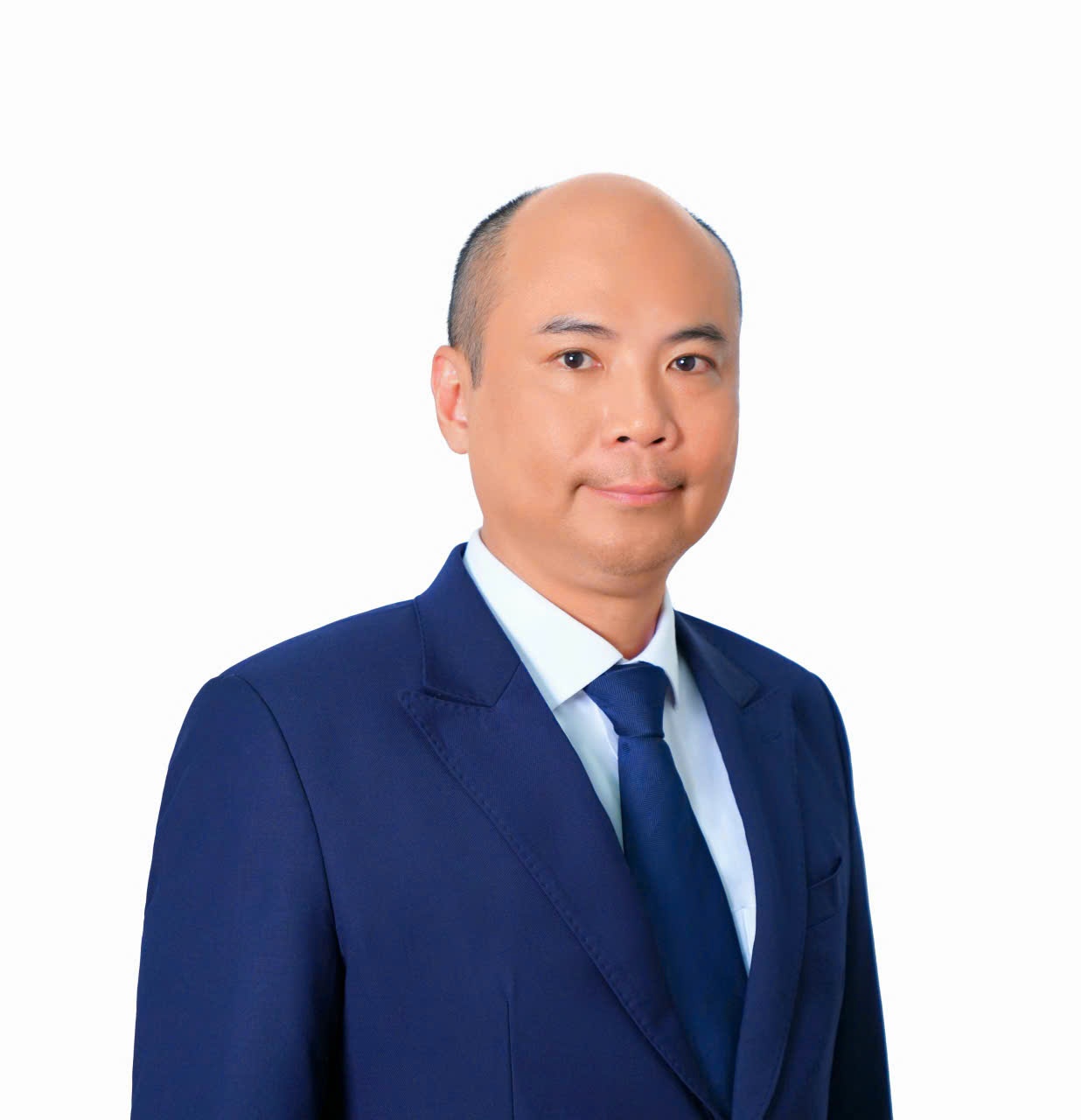 Which investing structure should foreign investors choose?