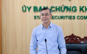 Vietnam steps up efforts to build more transparent stock market