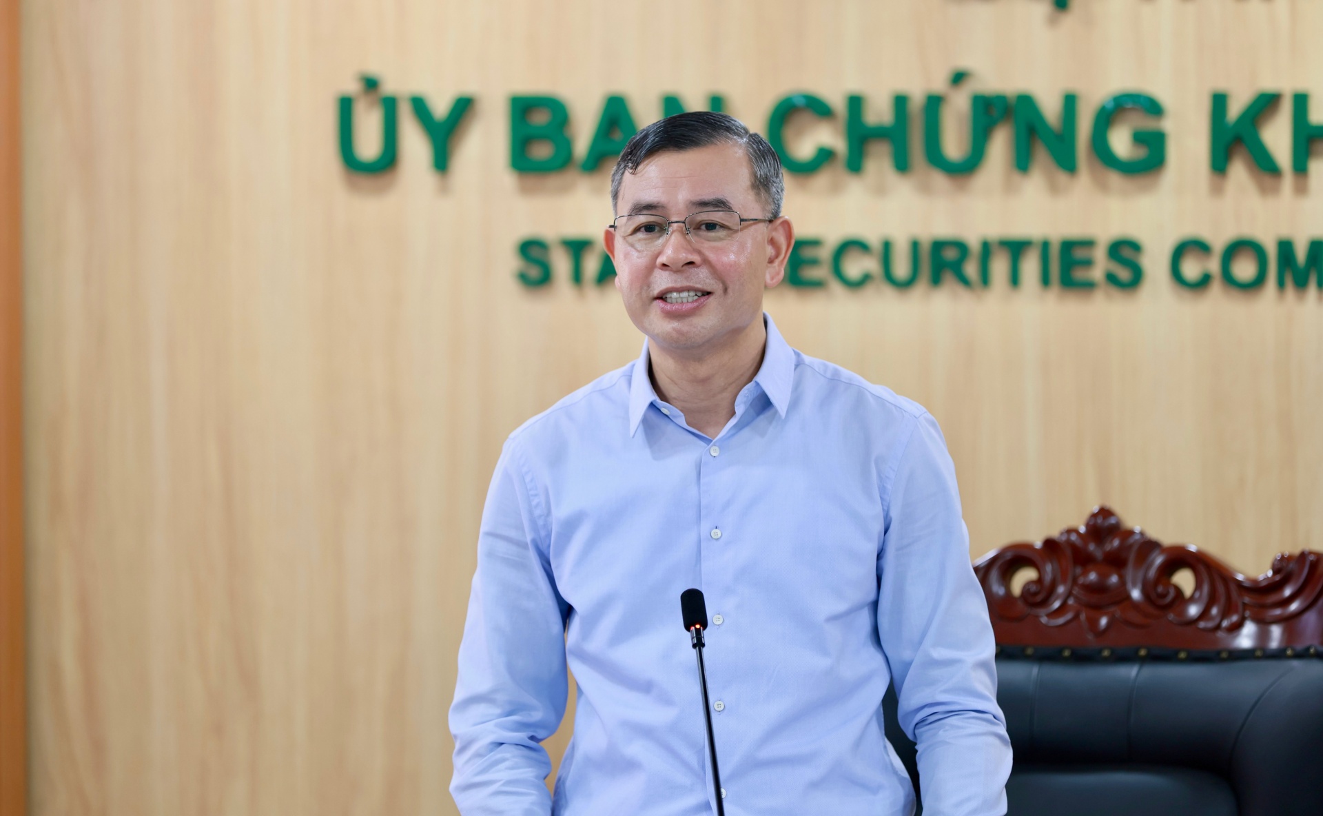 Vietnam steps up efforts to build more transparent stock market