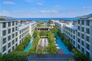 Four Points by Sheraton Phuket Patong Beach Resort offers 600 rooms steps from Patong Beach