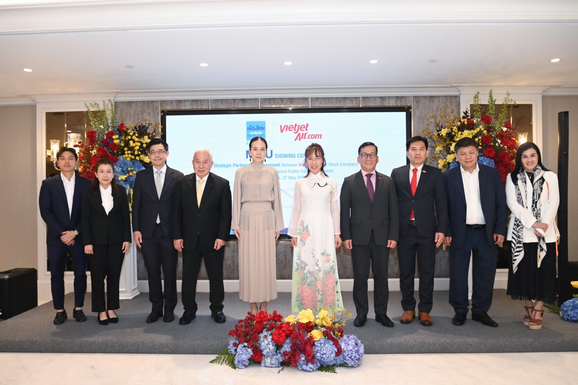 Vietjet and Muang Thai Insurance join hands on community development and Vietnam–Thailand friendship