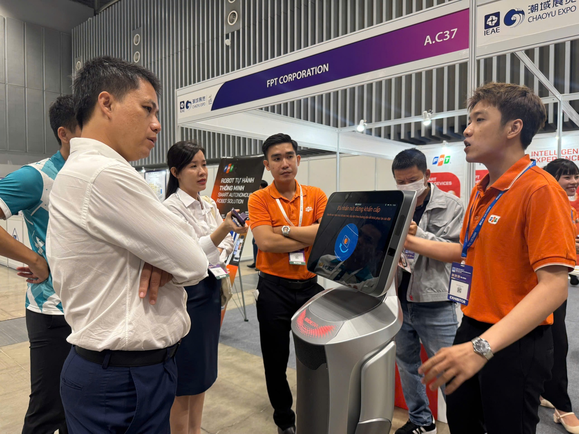 300 exhibitors gather at IEAE 2026 to explore Vietnam’s electronics market