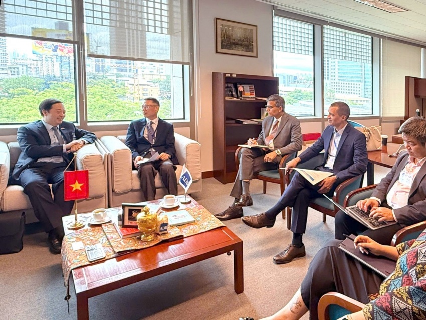 Ministry of Finance and ADB discuss development cooperation priorities