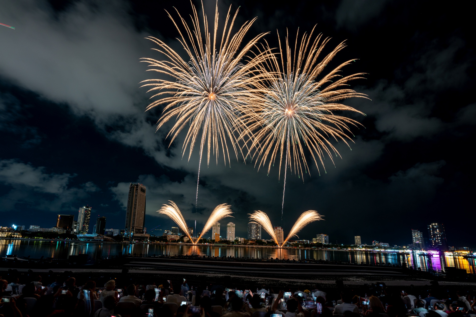 Danang launches DIFF 2026 with world-class performances