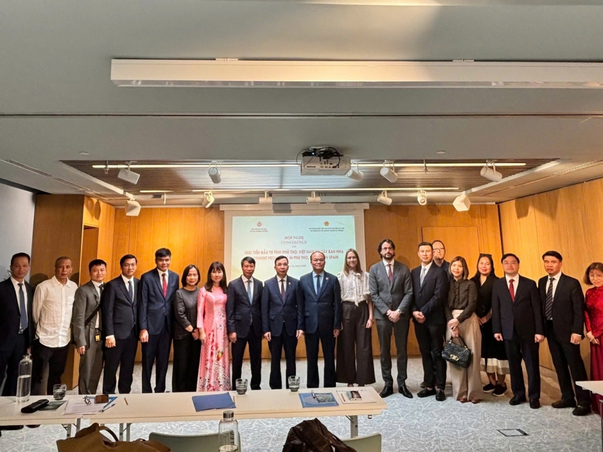 Phu Tho calls on Spanish investment in high-tech, green growth projects