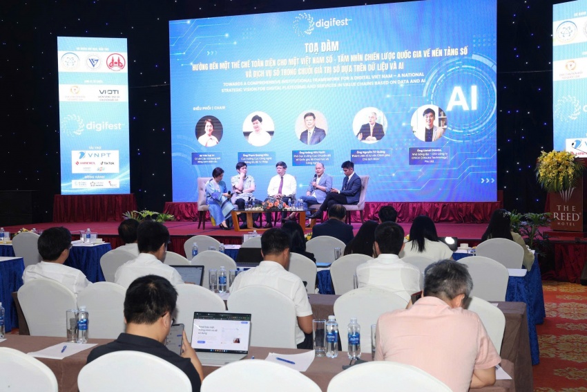 Vietnam Digital Summit promotes shift to digital platforms and services