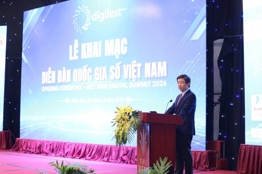 Vietnam Digital Summit promotes shift to digital platforms and services