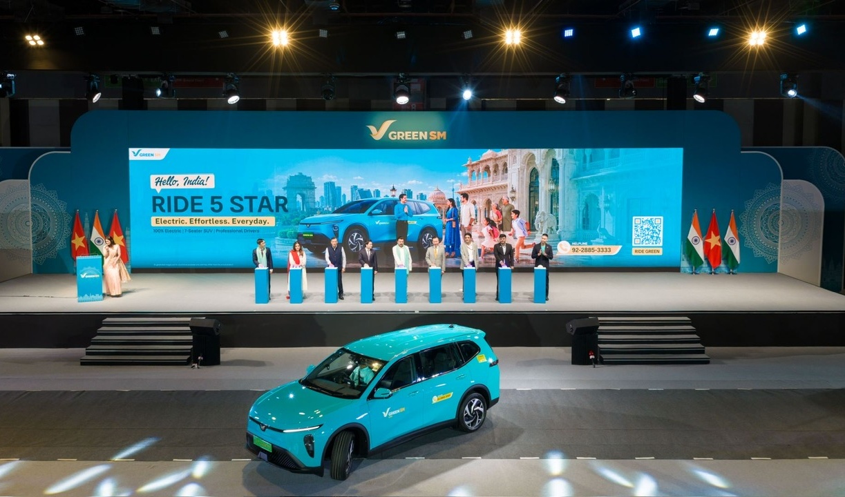 Green SM Limo launches fully electric taxi service in New Delhi, entering India market
