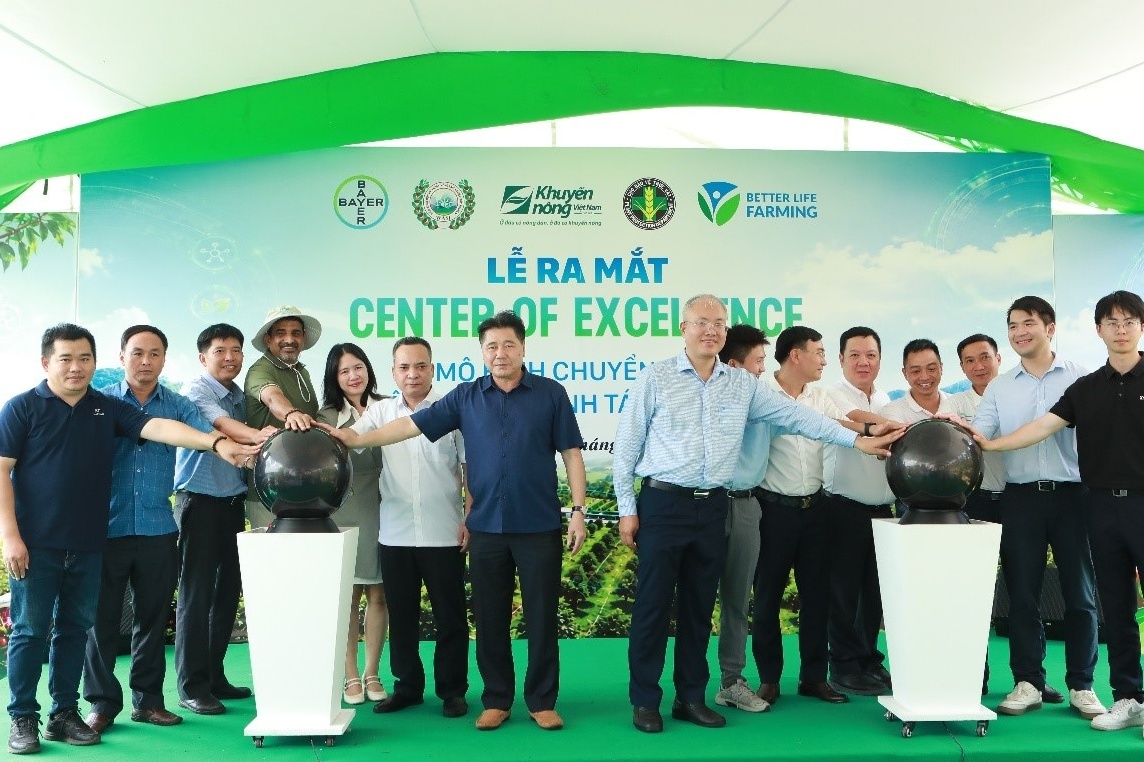 Bayer Vietnam launches Centre of Excellence for durian and coffee farming