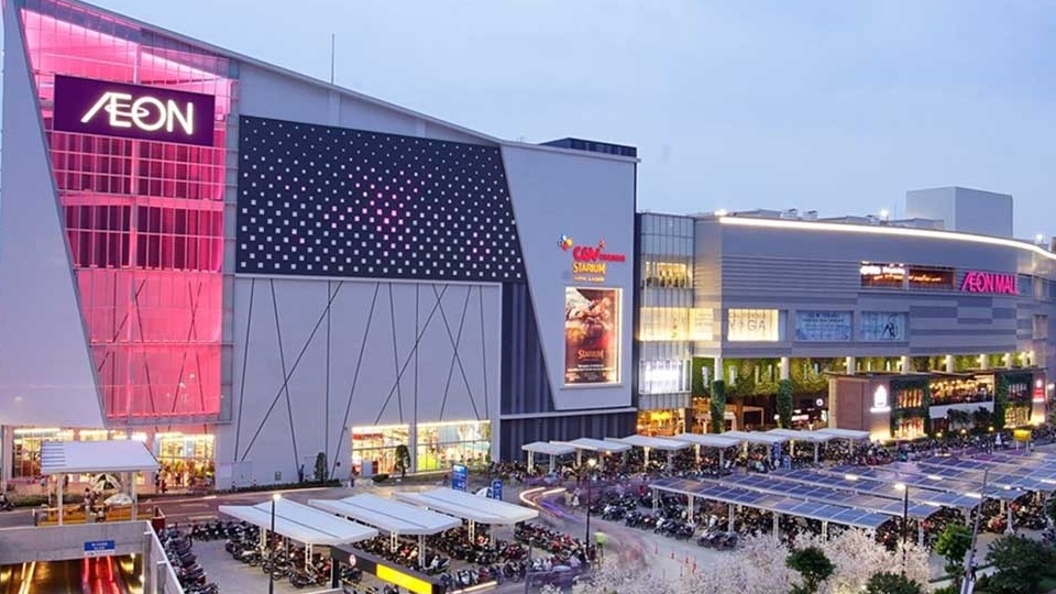 AEON steps up staff training following incident at Long Bien mall