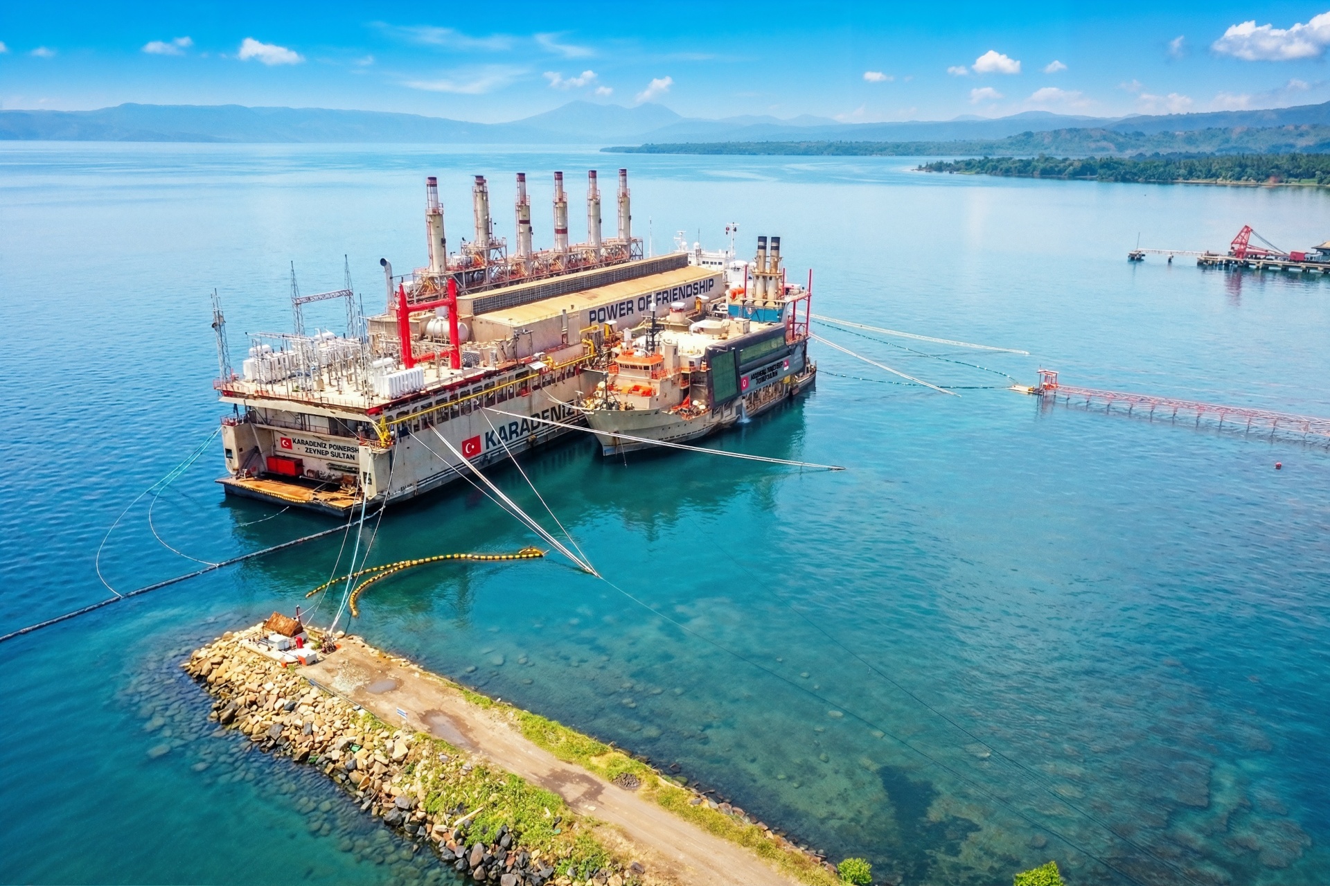 karpowership on floating lng as a bridge for vietnams energy needs