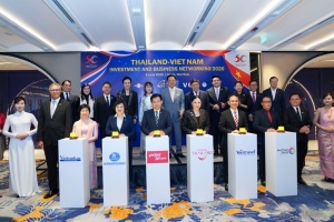 TAT signs tourism deals with Vietjet and four Vietnamese travel firms