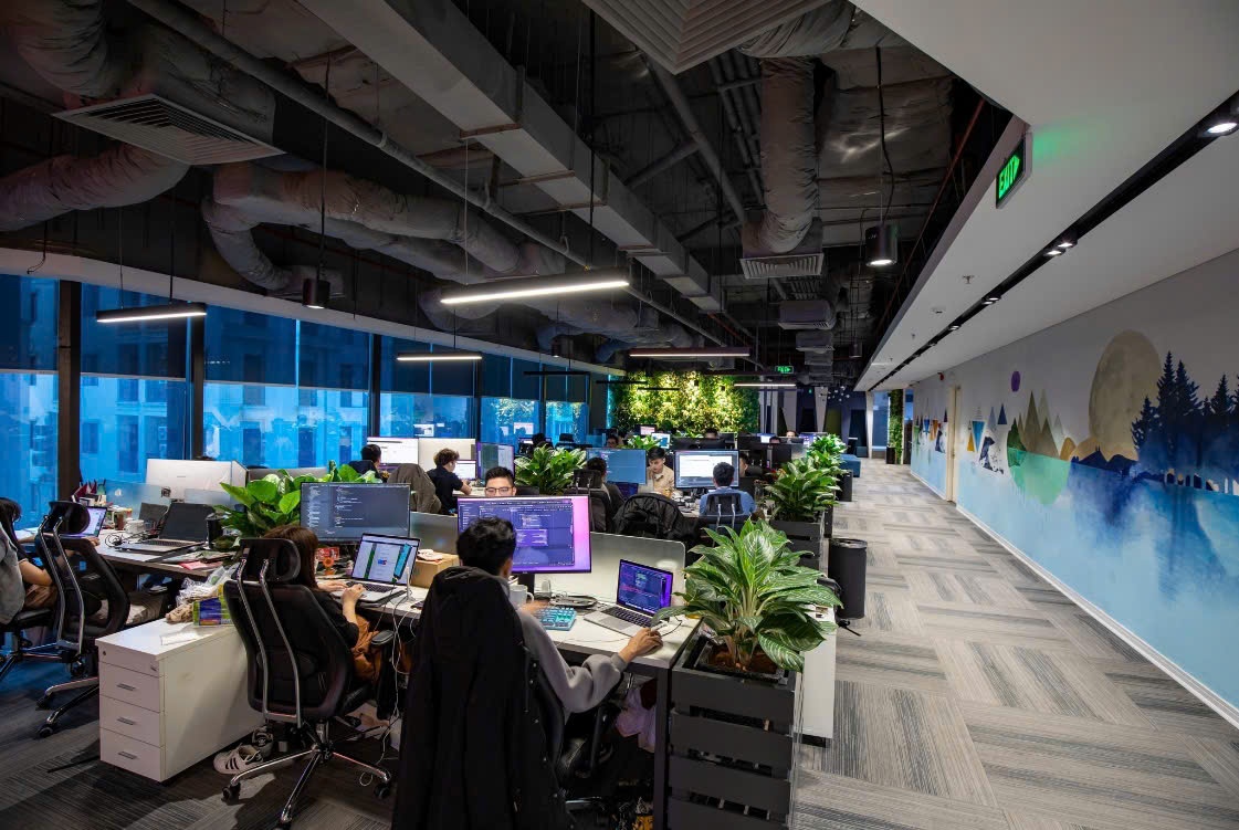 Hybrid work is reshaping Vietnam’s labour market