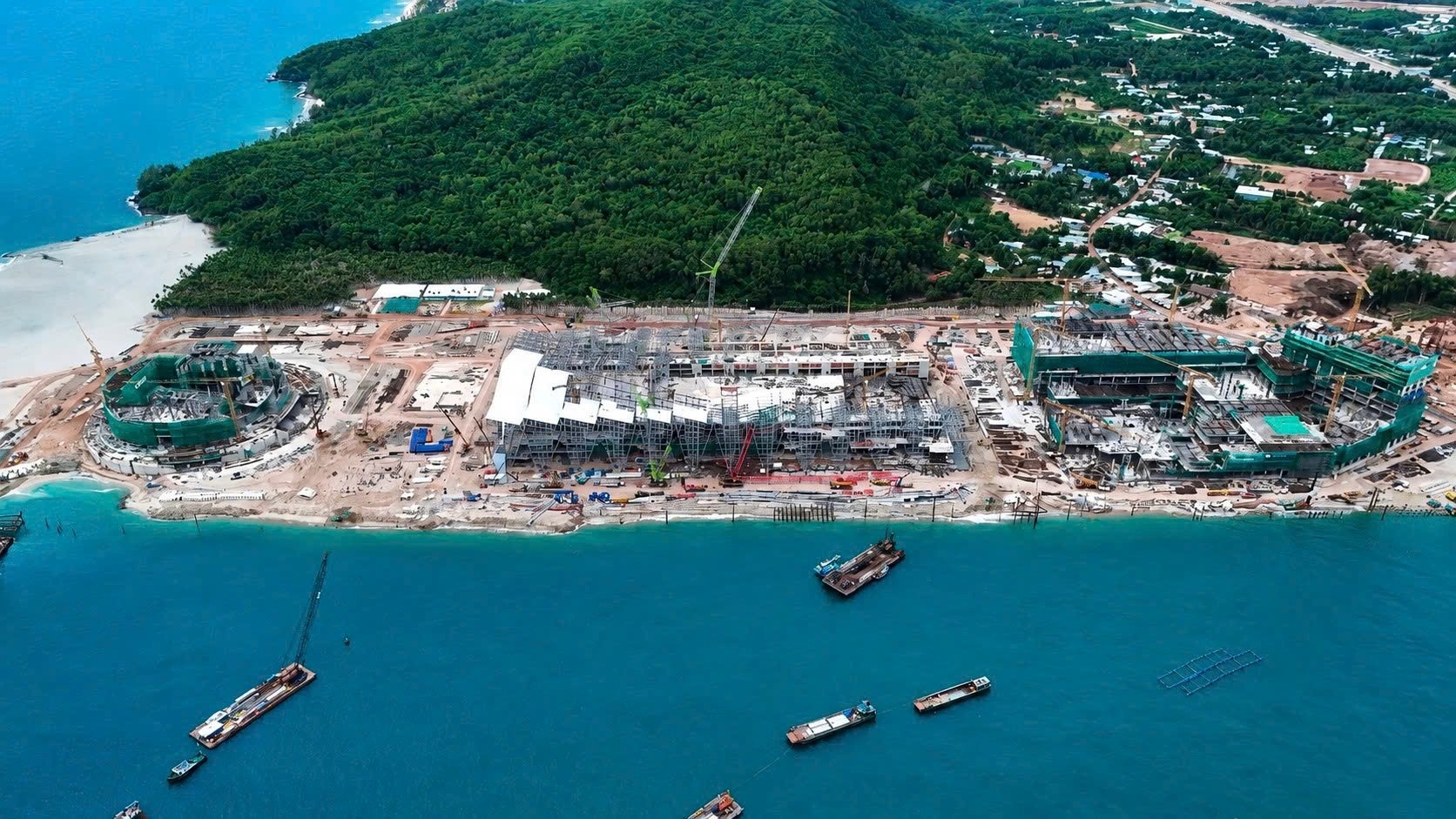 Coteccons continues rise on Fortune Southeast Asia 500