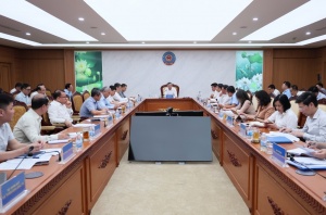 MoF meets with major energy groups