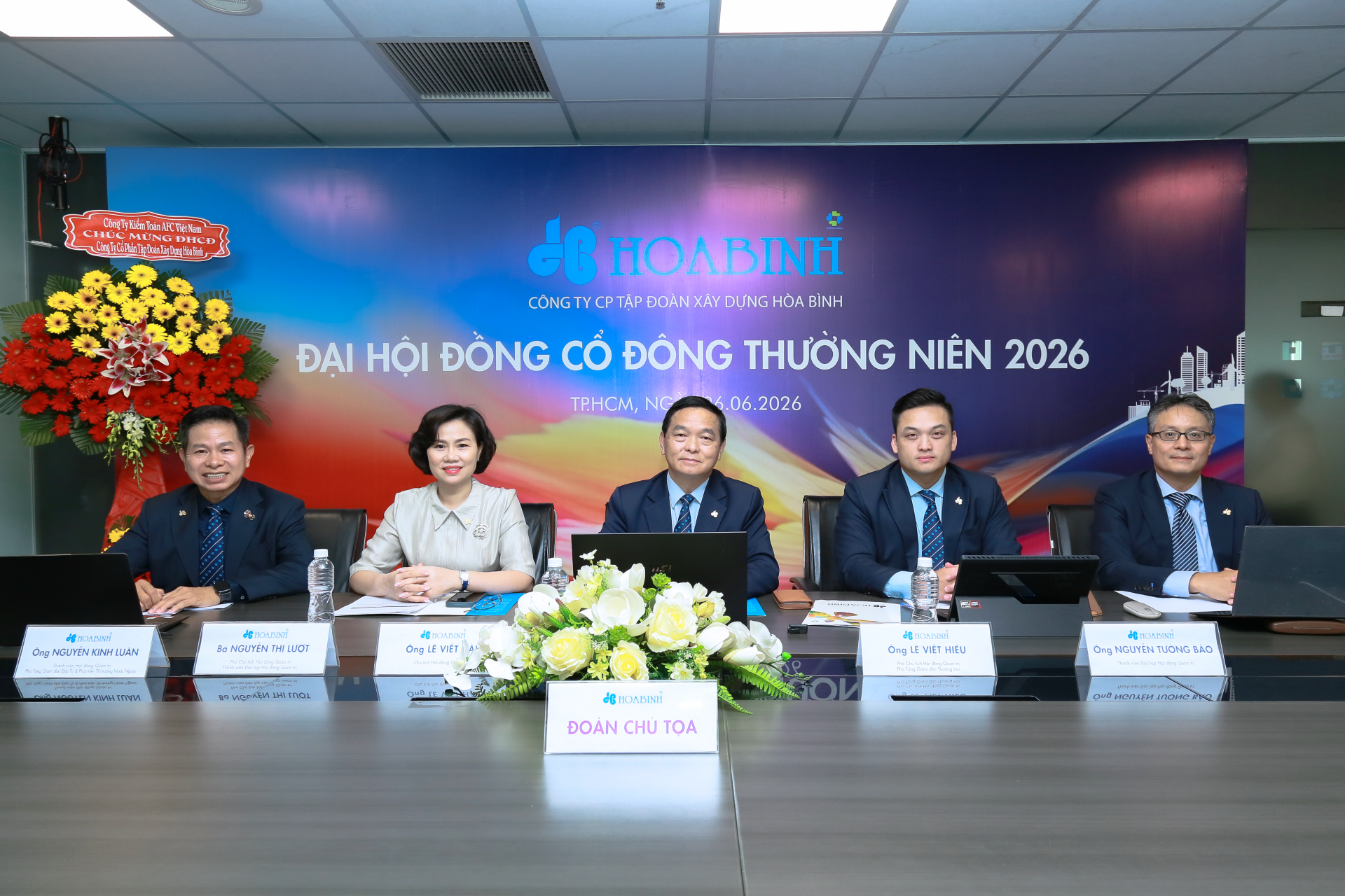 Hoa Binh shareholders back restructuring plan