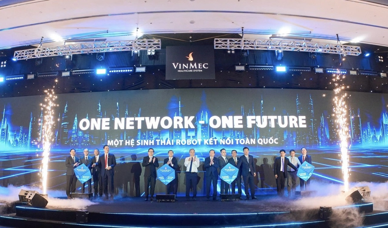 Vinmec launches Vietnam's first nationwide high-tech robotic surgery centre network