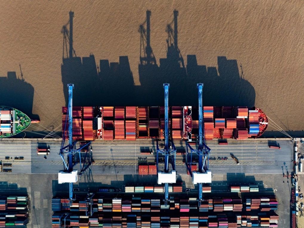 PSA Vietnam to develop container berths at Lach Huyen Port in Haiphong