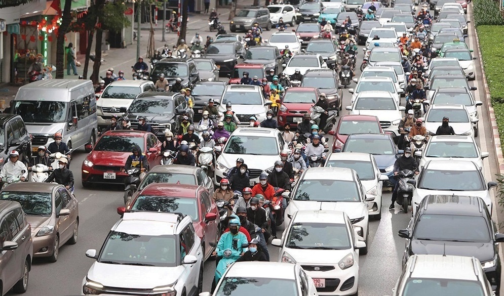 Hanoi launches low emission zones