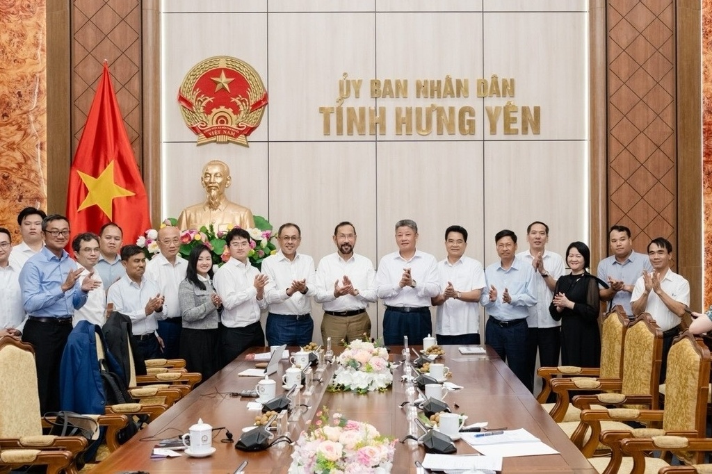 Hung Yen Group and JLand Group sign MoU to explore industrial park cooperation