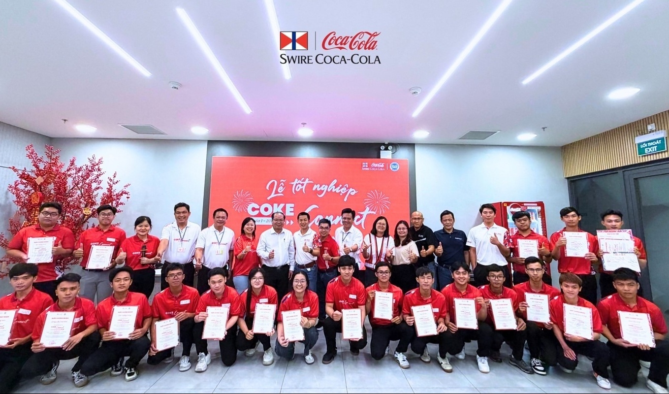 Tay Ninh students gain hands-on experience at local Coca-Cola plant