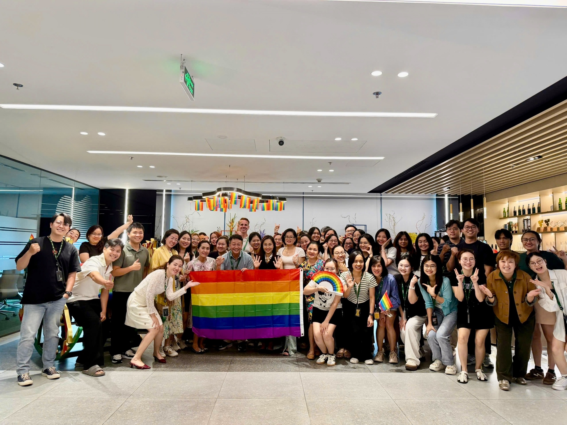 Carlsberg Vietnam earns fourth consecutive HR Asia recognition and VCCI Top 10 Green Enterprise honour