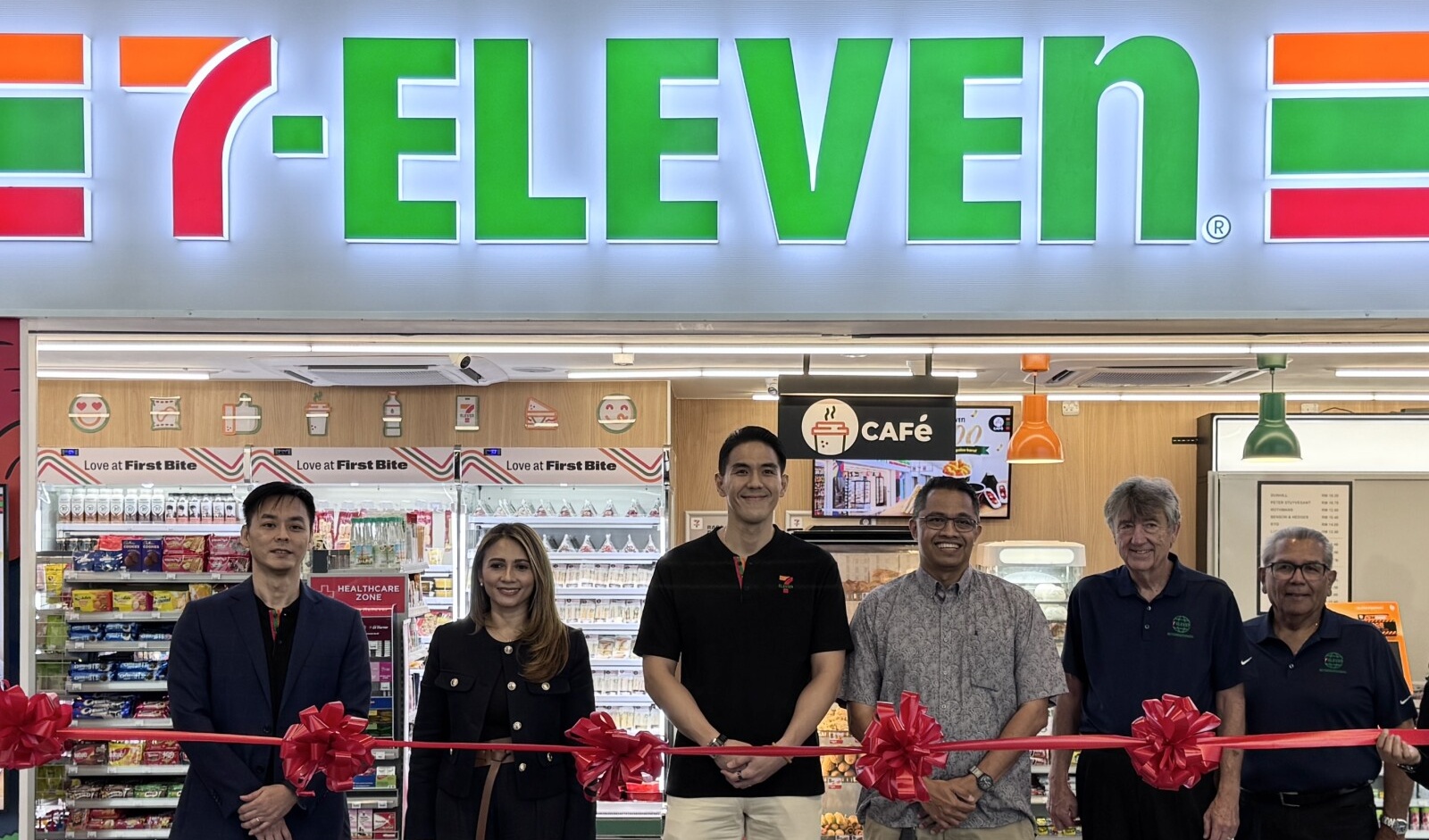 7-Eleven hits 1,000 CAFé stores, expands to KLIA