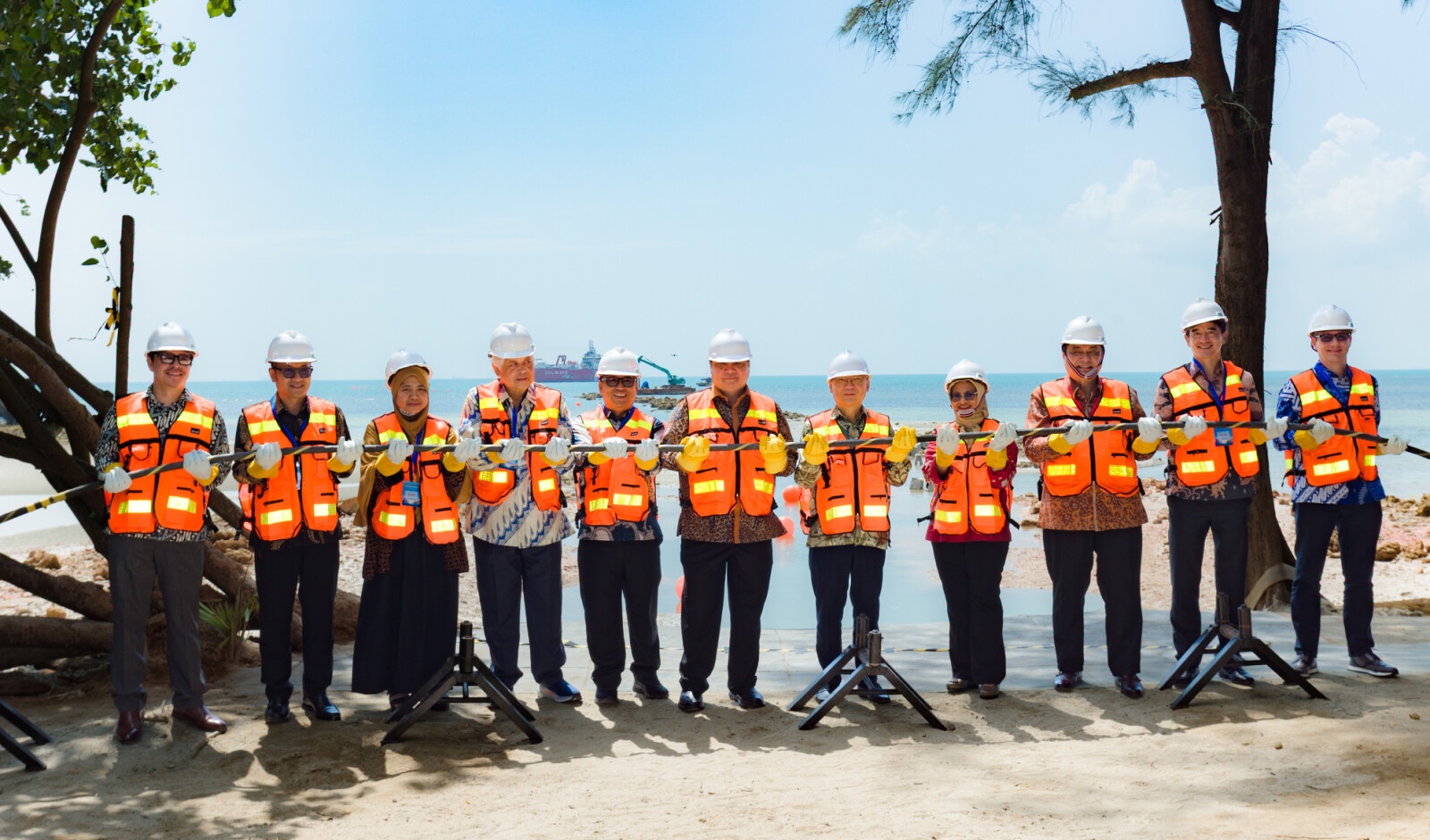 Telin partners to strengthen Batam's submarine cable gateway