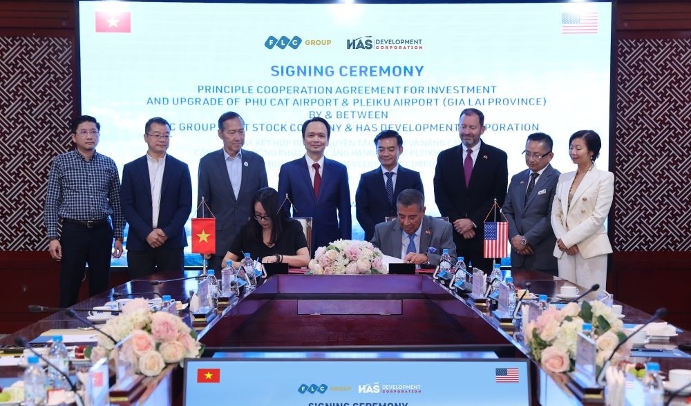 US firm to explore Gia Lai airport upgrades with FLC Group
