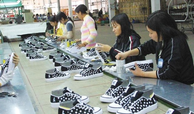 Nike boosts sourcing from Vietnam as manufacturing share rises
