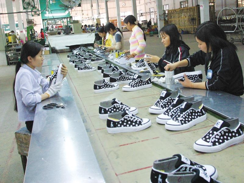 Nike boosts sourcing from Vietnam as manufacturing share rises