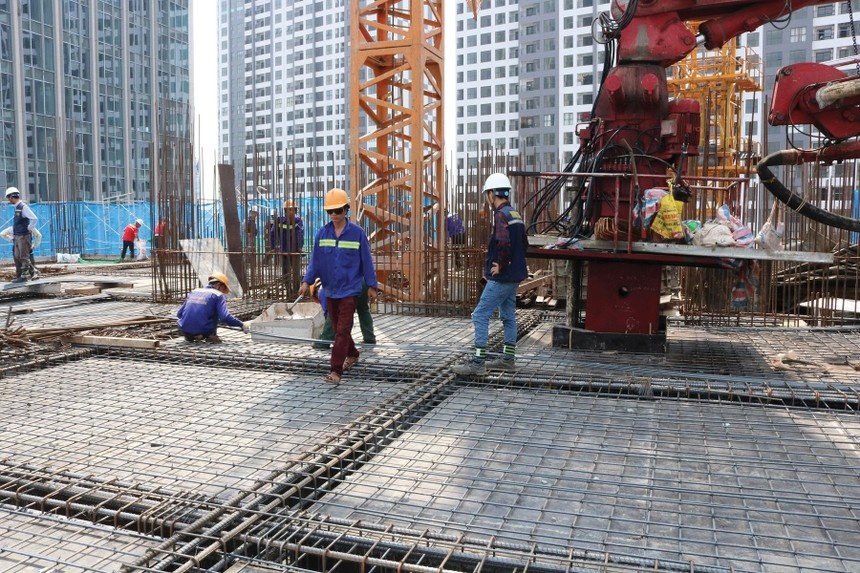 Construction firms overhaul finances for next growth cycle