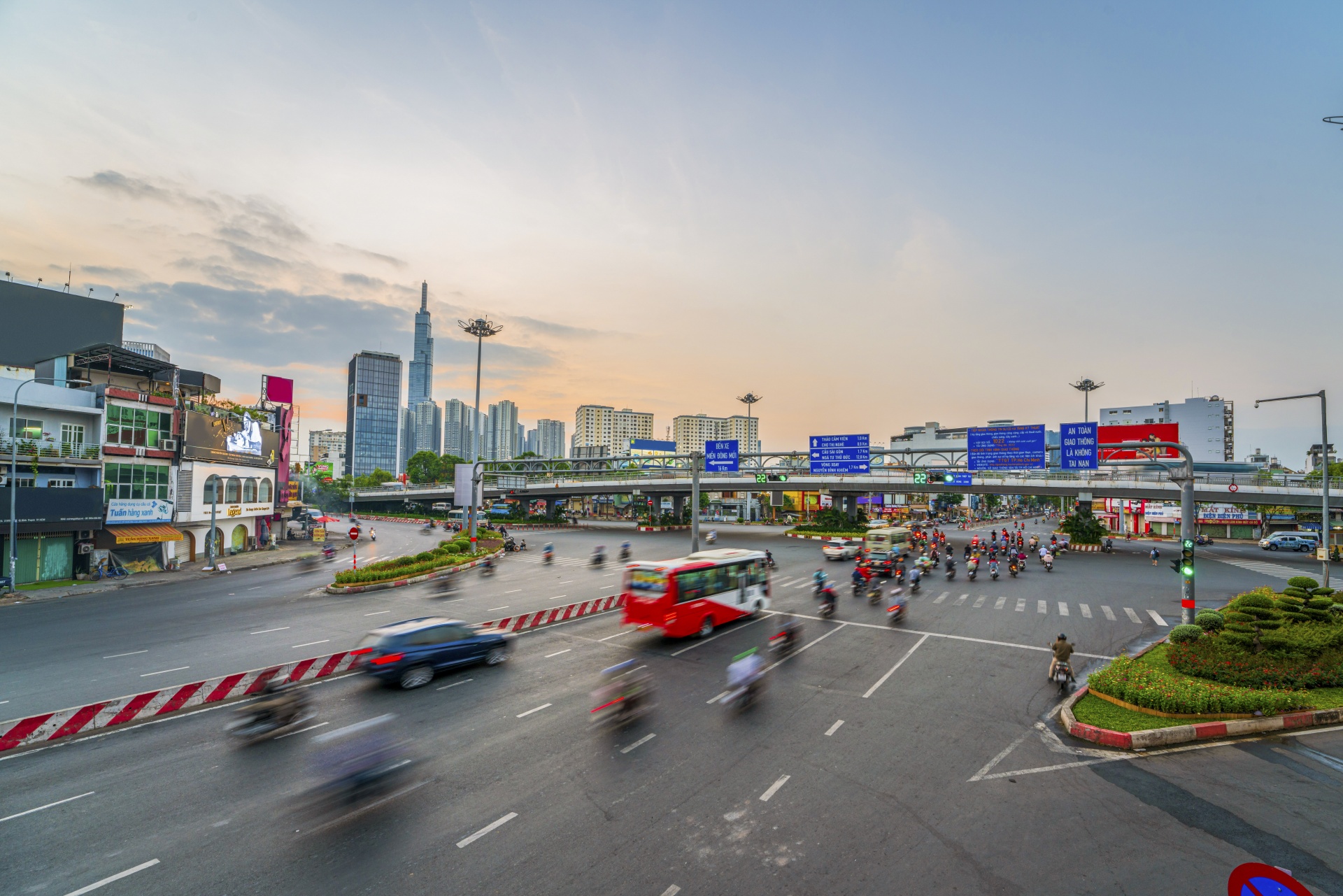 Strategic vision key to high-speed rail success in Vietnam