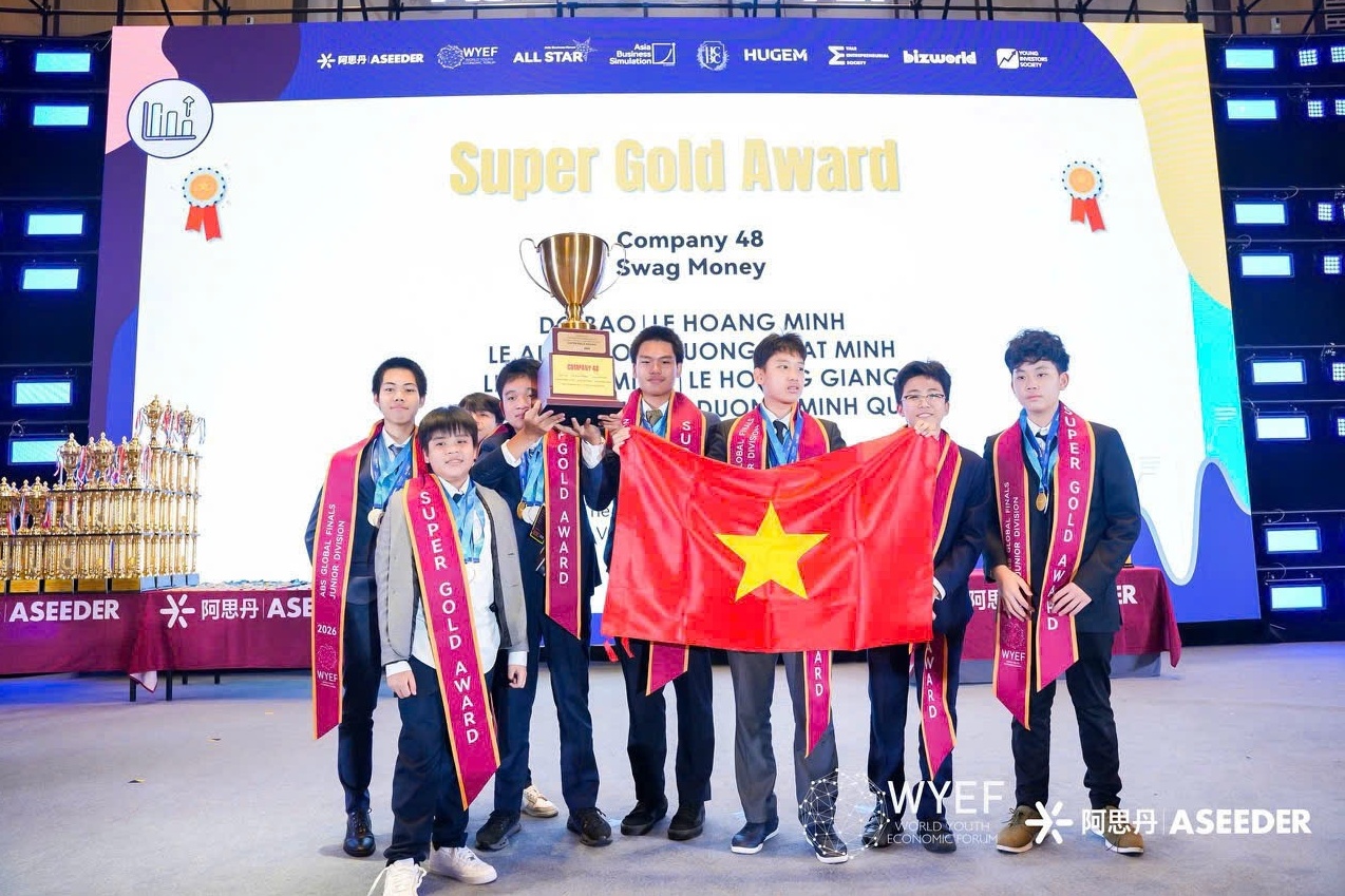Vietnam wins first-ever Super Gold Award at World Youth Economic Forum