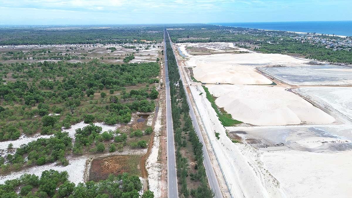 Institutional reform to drive central Vietnam's coastal economy