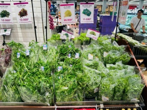 Fruit and vegetable exports top $1 billion for first time in July