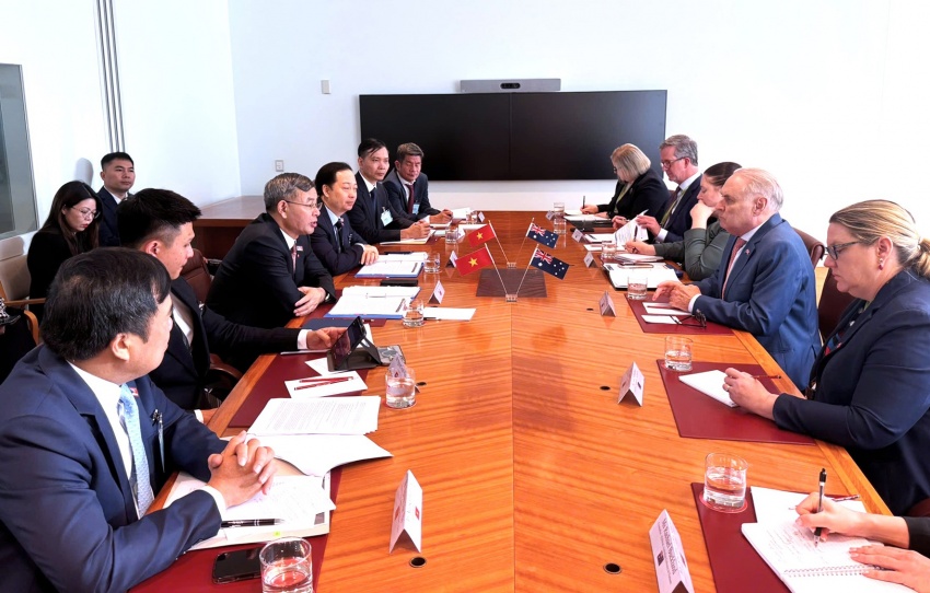 Vietnam, Australia seek to boost trade, investment and cooperation in agriculture, minerals and energy