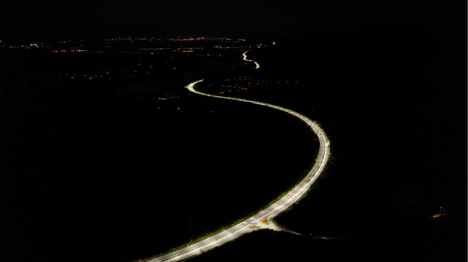 SOKOYO's installed in a municipal lighting project in an Asian country.