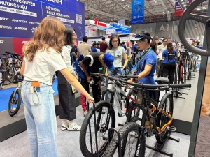 Sports and bicycle industries shift towards smarter growth
