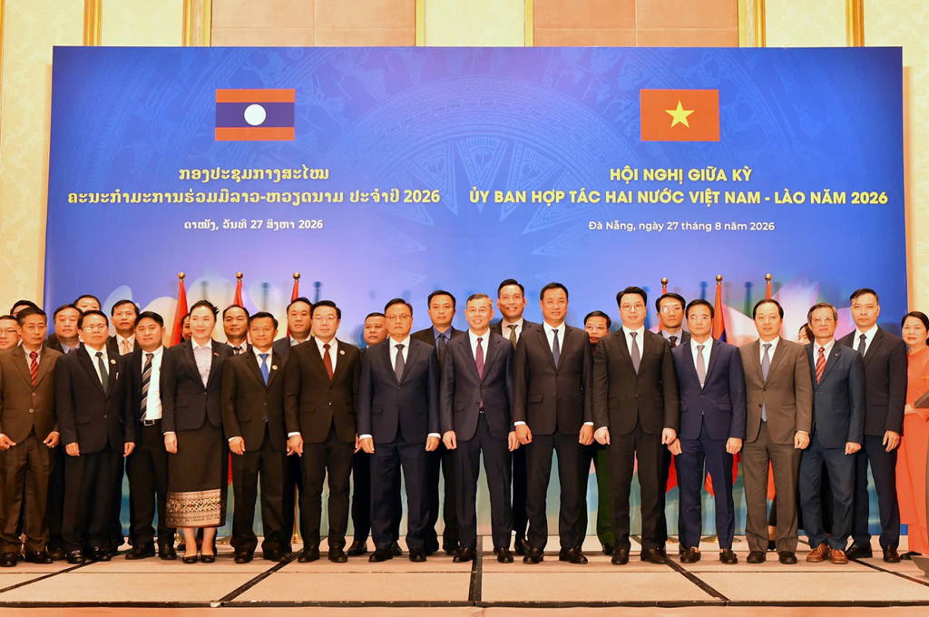 Vietnam, Laos step up cooperation in finance, infrastructure and energy