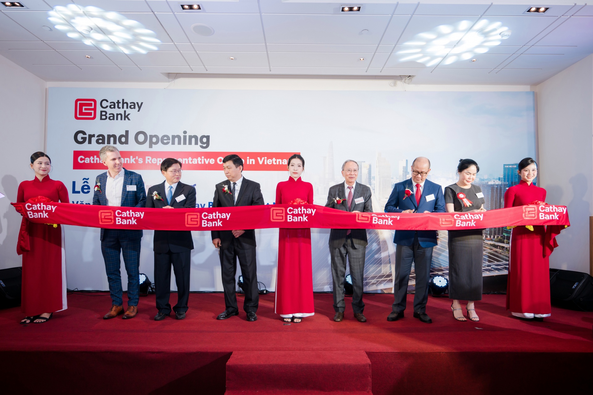 Cathay Bank opens representative office in Ho Chi Minh City