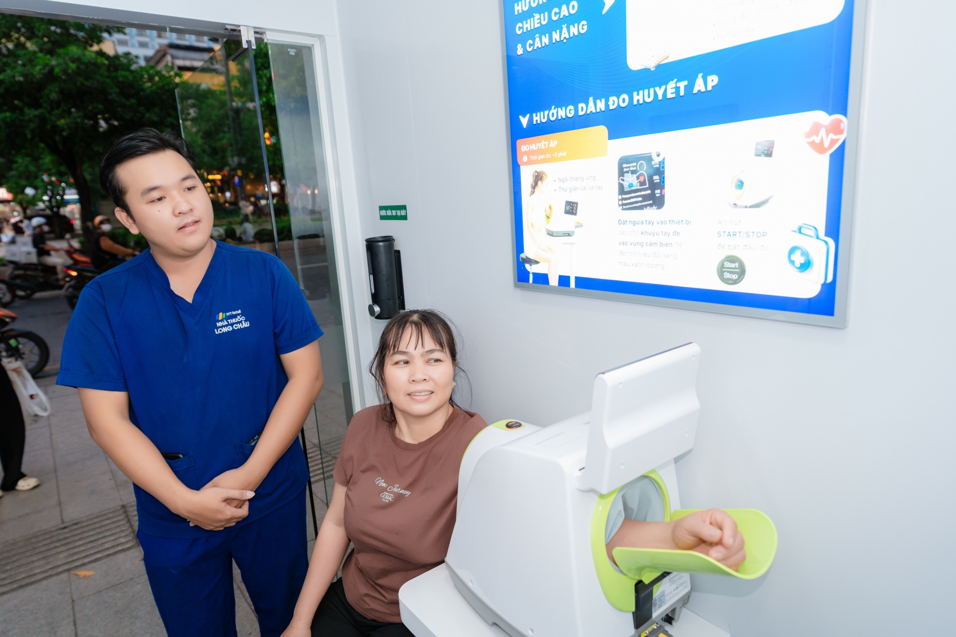 Digital Citizen Stations bring new health services