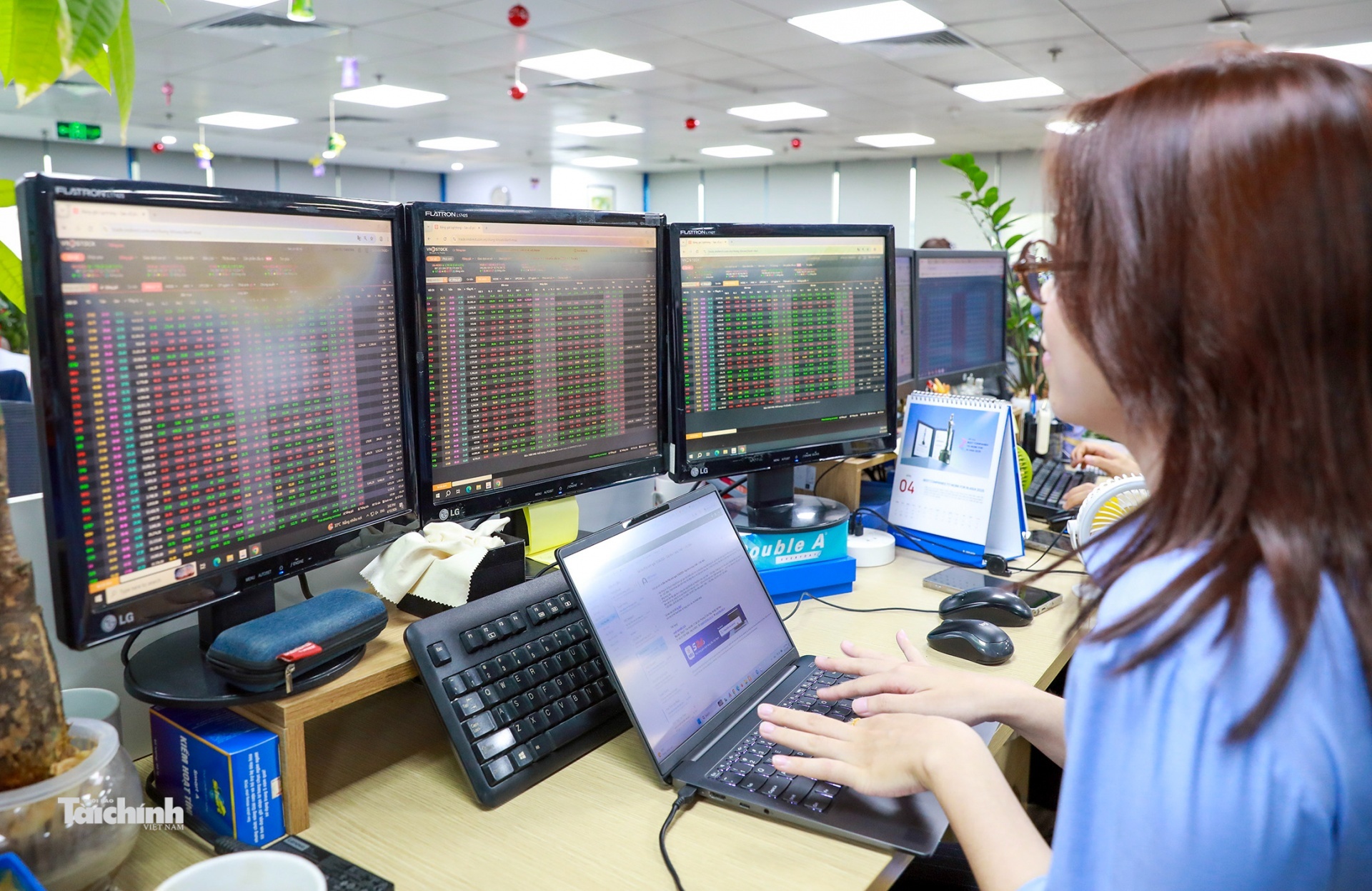Securities Law overhaul to ease administrative burdens and protect investors