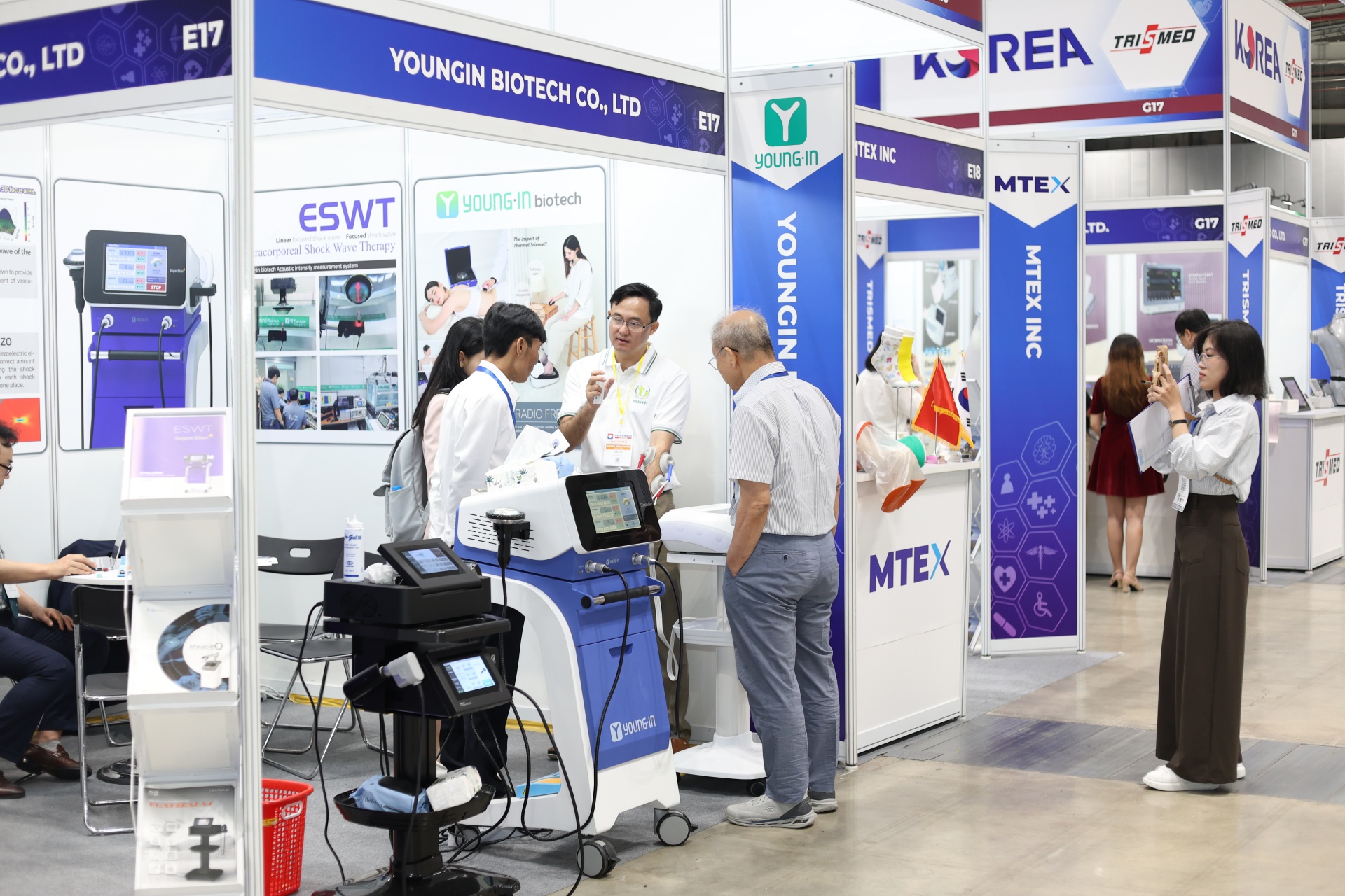 PHARMEDI VIETNAM 2026 opens in HCMC with first international conference