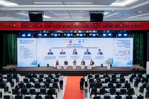 VIFC-Danang forum focuses on green finance and regulatory certainty
